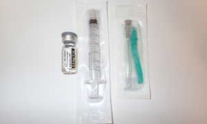 Armamentarium includes 0.4mg/2mL glycopyrrolate injection USP, 3mL sterile single-use syringe, and needle attachment with safety cap.